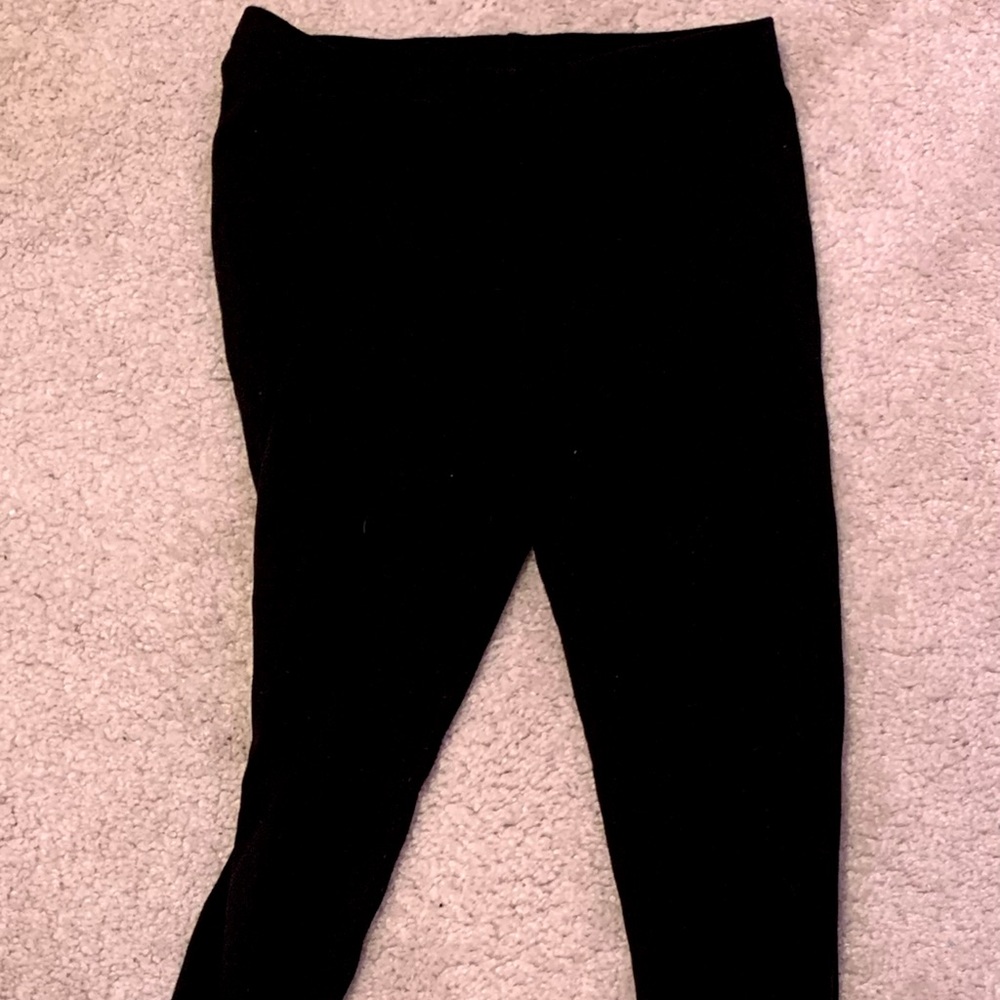 Medium black leggings